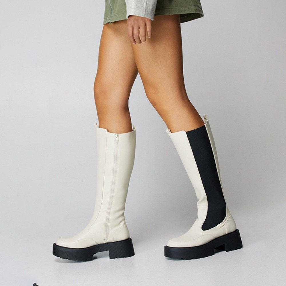 Nasty Gal Tan Platform Chunky Boots size 7